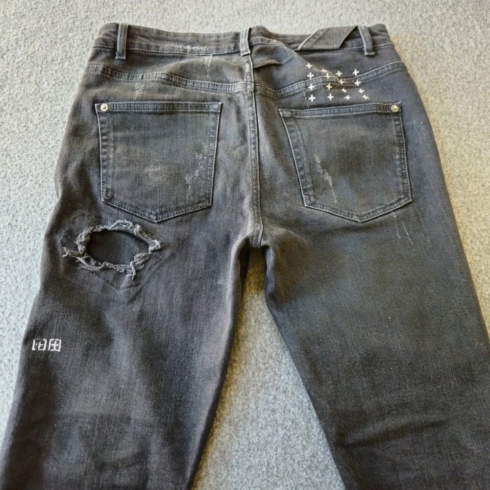 Ksubi Chitch Jeans 32 x 31 Black Distressed Slim Denim EUC Grunge Retail $195